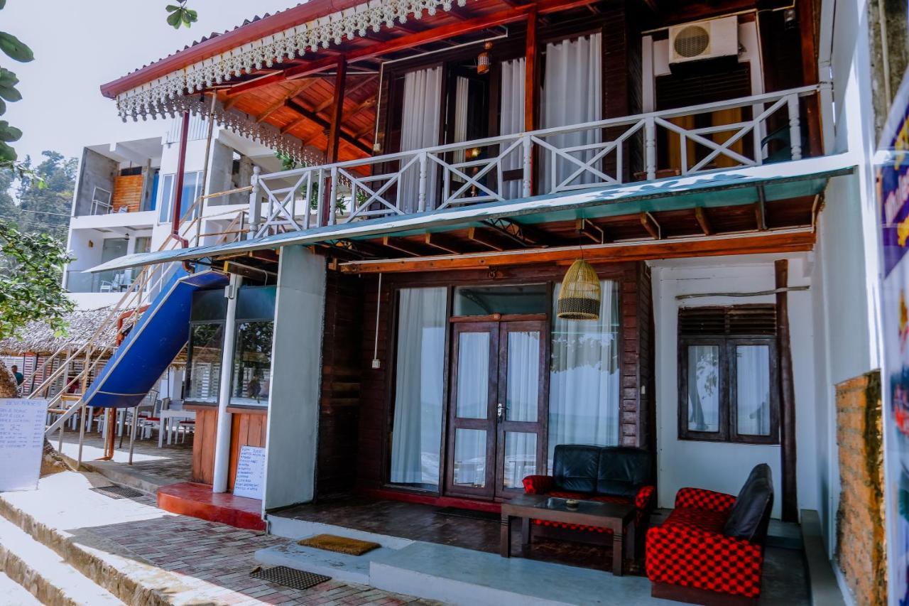 Coral Beach Hotel Mirissa Exteriér fotografie