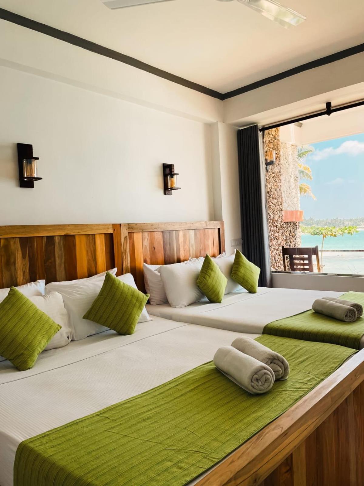 Coral Beach Hotel Mirissa Exteriér fotografie